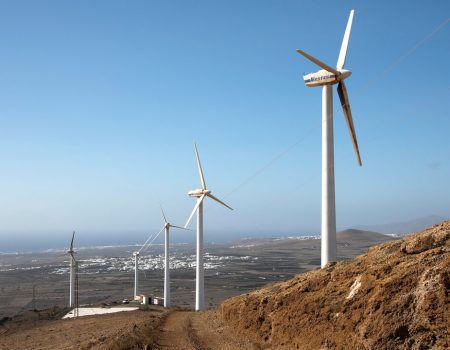 Transición Ecológica Aprueba Parque Eólico en San Bartolomé, Lanzarote