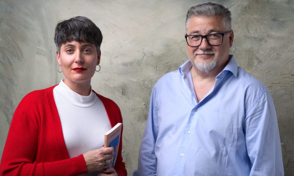 Diálogo Literario en "Letras Aisladas": Cinco disparos contra Víctor Bello con Mare Cabrera