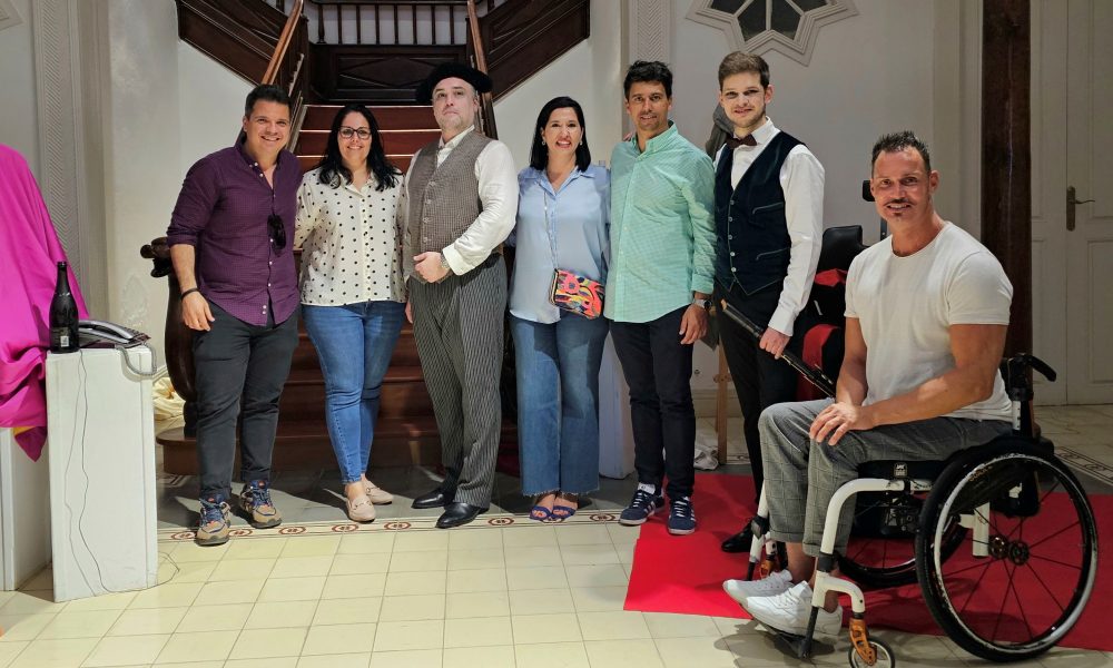 El público abarrotó la Casa de la Cultura Agustín de la Hoz
