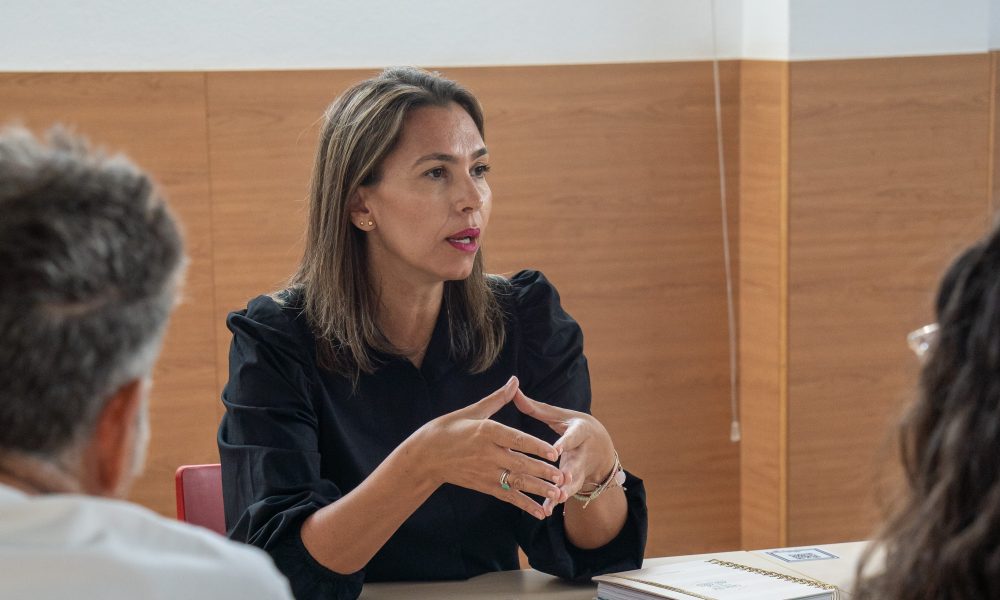 El Equipo de Menores de Arrecife potencia su formación en la atención a niños y niñas