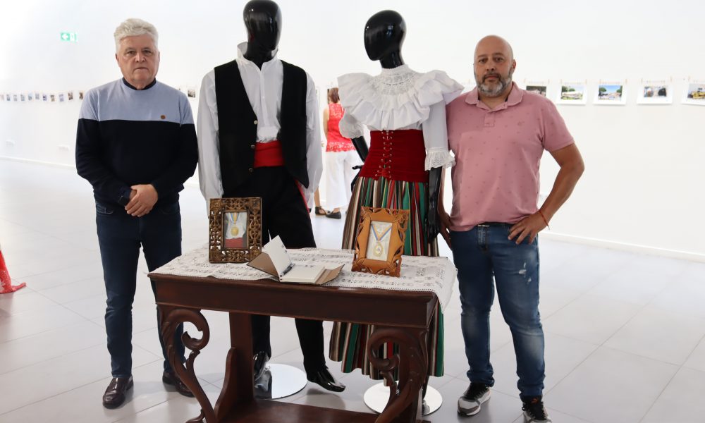 Exposición fotográfica de Coros y Danzas