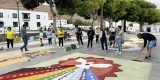 Las alfombras de sal embellecen la festividad del Corpus en Yaiza