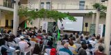 La proyección de imágenes antiguas sobre la vida cotidiana de la Isla encantó a Arrecife 