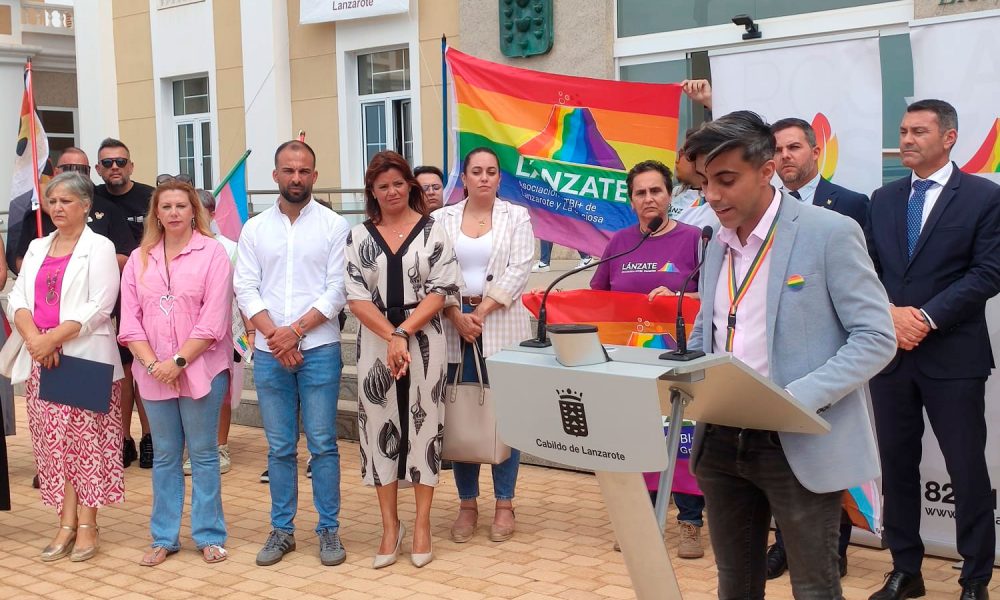 Lanzarote Firma el Primer Pacto Insular Contra los Discursos de Odio