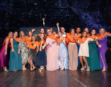 Entrega de Orlas en Jameos del Agua: XIV Grado en Turismo