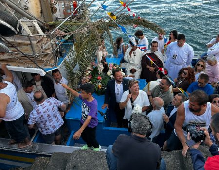 Virgen del Carmen culmina por todo lo alto las Fiestas de Valterra