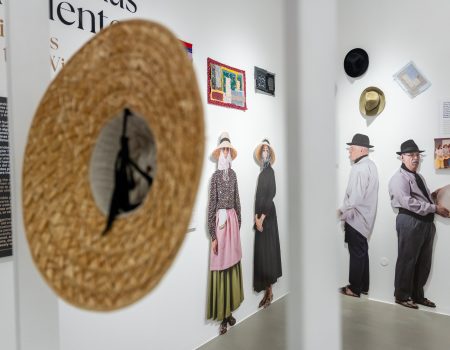 La exposición “La voz de la tierra”