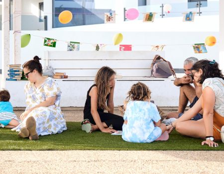 Biblioteca en la playa de San Bartolomé