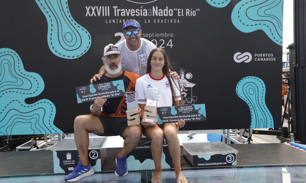 Vencedores de la XXVIII Travesía a Nado “El Río”