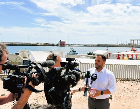 Reacciones del alcalde de Arrecife ante la situación de avalancha de migrantes