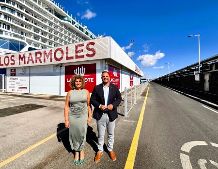 Arrecife estrena nueva terminal de cruceros en Los Mármoles