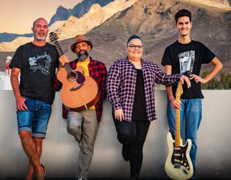 La Sofiband llena de música las noches de la Cueva Pintada