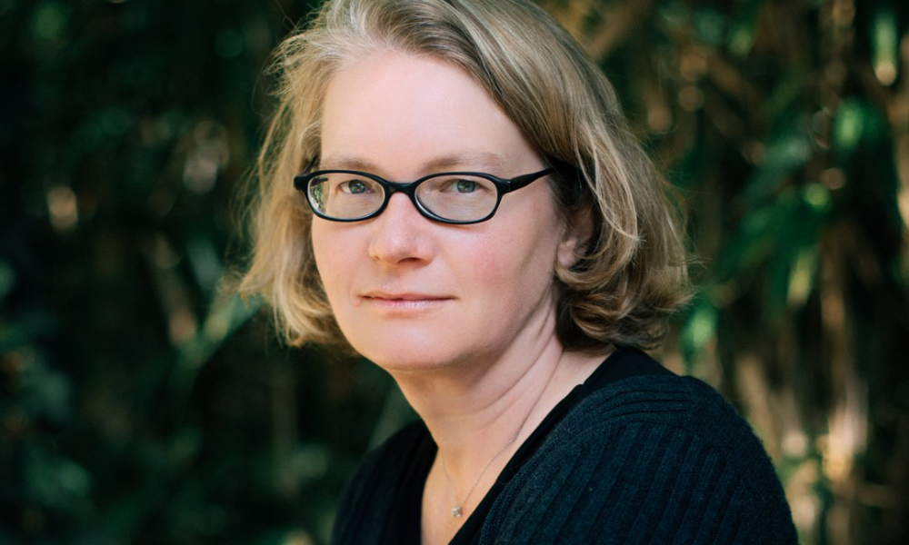 Taina Ternoven presenta su libro `Los rehenes´