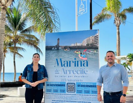 Descubre la Marina de Arrecife en piraguas