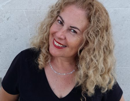 La Biblioteca Insular acoge la presentación del poemario