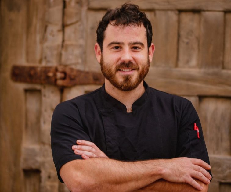 Adrián Bosch. Víctor Valverde.