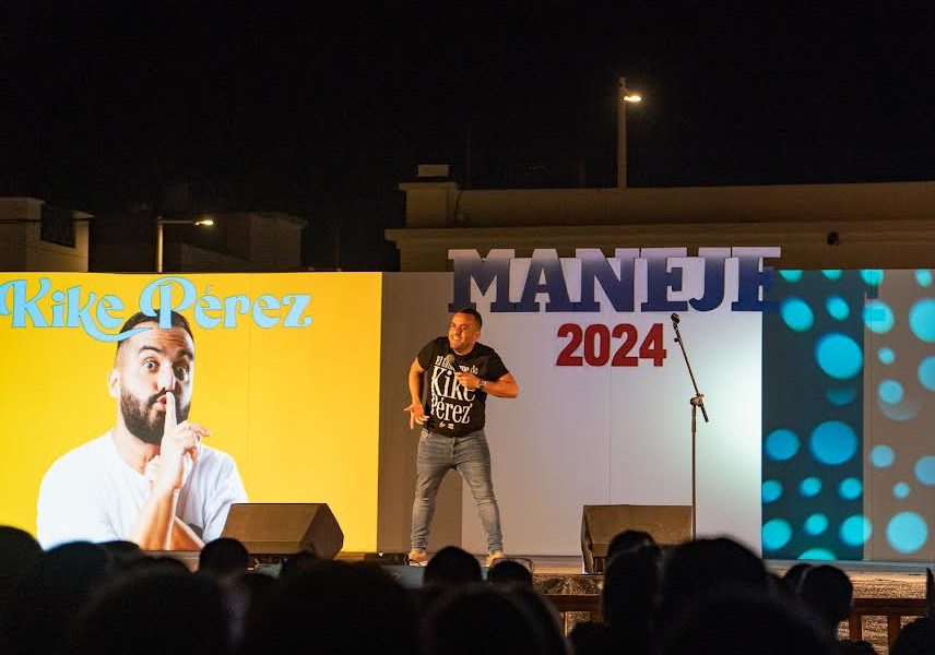 Kike Pérez puso el broche de oro a las Fiestas de Maneje