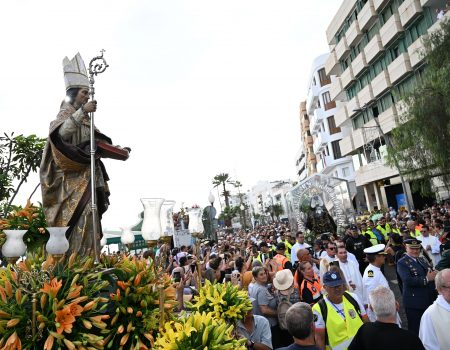 Bajada de la Virgen de los Dolores al Puerto del Arrecife