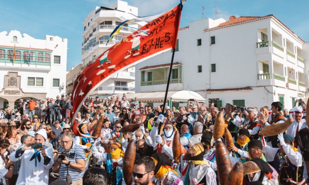 ¡Vente al Pasacalle de Los Buches el 22 de febrero y revive el Carnaval Tradicional de Arrecife!