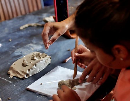 Taller de cerámica para los pequeños de Tías