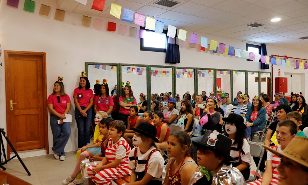 Fiesta del Carnaval en el centro sociocultural de Conil