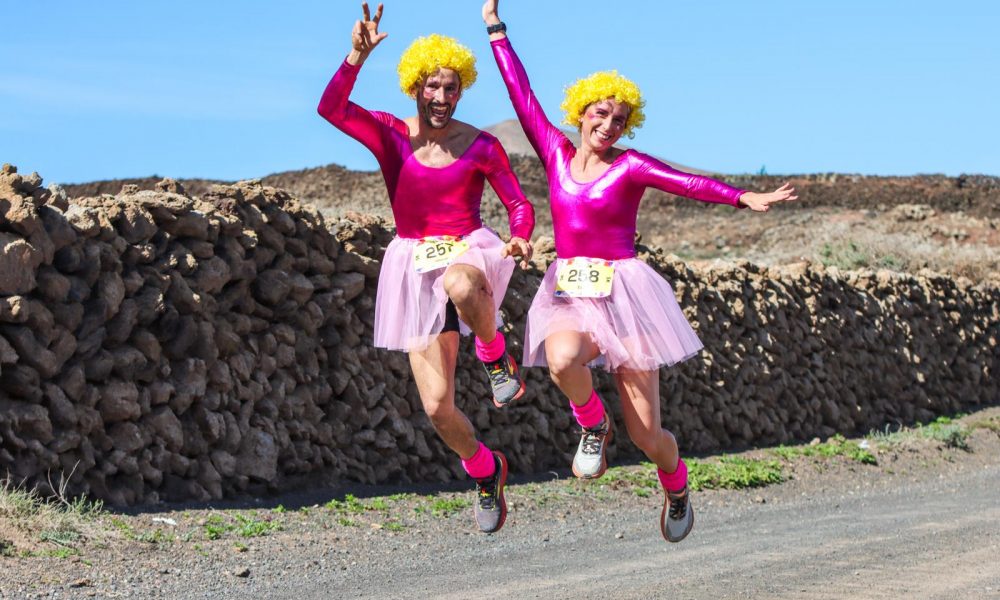 Víctor González y Sheila Jordán ganan la Carrera de Mascaritas de Tinajo 2025
