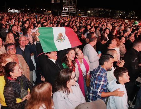 Más de 8000 personas disfrutan del concierto de Carlos Rivera