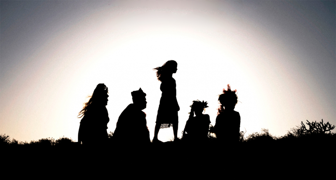 'La danza de Lunja y sus sombras'