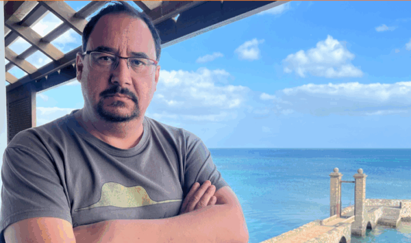 Saúl García presenta Reinventar el futuro en La Fiera del Libro