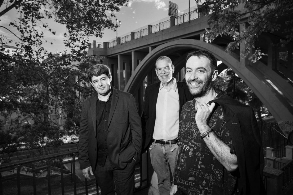 Los tres autores que están tras el pseudónimo de Carmen Mola