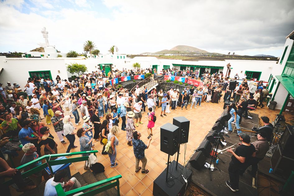 Sonidos Líquidos da el pistoletazo de salida a su XV
edición con un público entregado al mejor soul