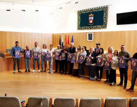 Tías celebra el Día Internacional de la Danza con cientos de bailarines en el Pabellón Municipal