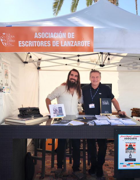 La Asociación de Escritores de Lanzarote, en la última edición de la Fiera del Libro.