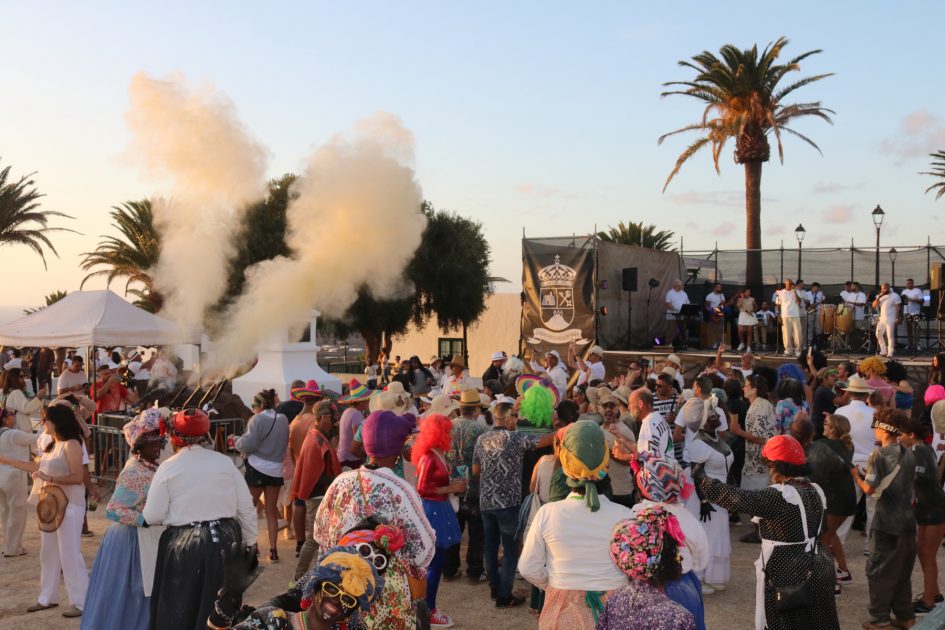 Las Breñas lanza una oda a la alegría en su encuentro carnavalero