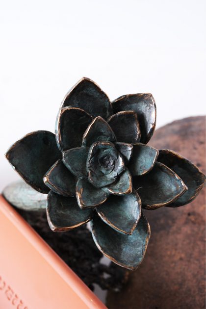 Pieza seleccionada en el IV Premio Nacional de Escultura Mª Belén Morales de La Universidad de La Laguna, titulada Turismo rural