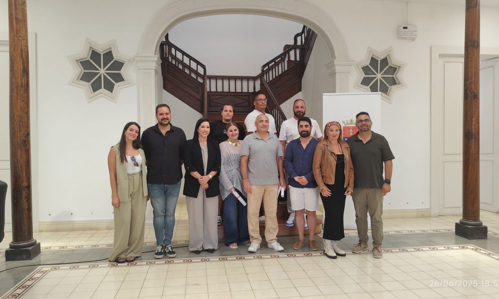 Ángel Luis Lema gana el I Concurso de Poesía Arrecife Proud
