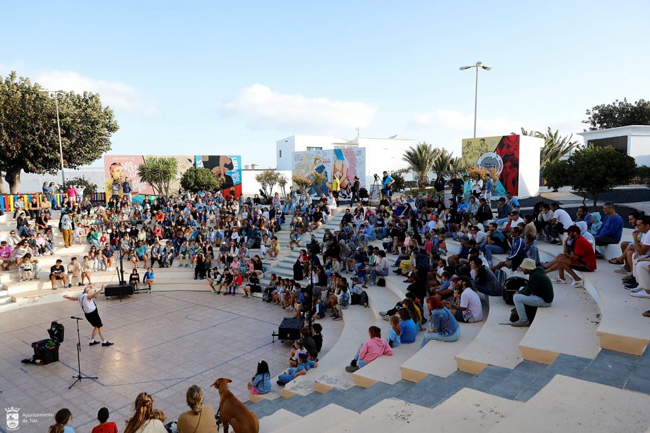 Ttitiritías vuelve a llenar las calles de alegría y solidaridad