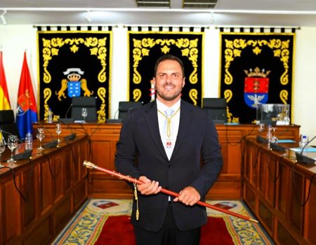 El alcalde de Arrecife Yonathan de León