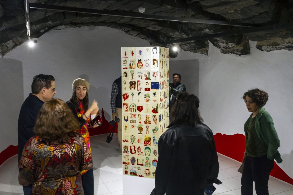 Imagen de la presentación de la exposición Savias en El Almacén.