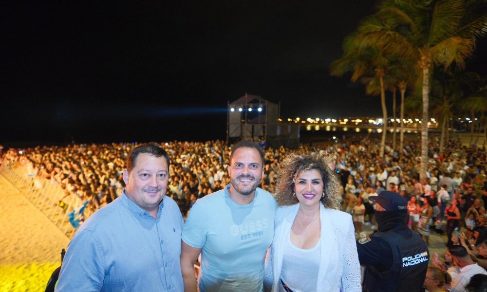 Arrecife Summer Fest llena la playa de El Reducto