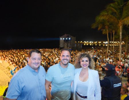 Arrecife Summer Fest llena la playa de El Reducto