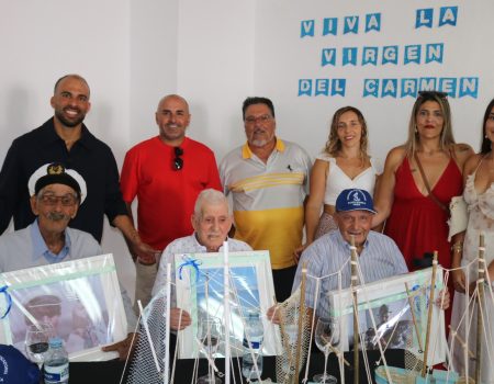 Playa Blanca reconoce a sus “artistas del mar”