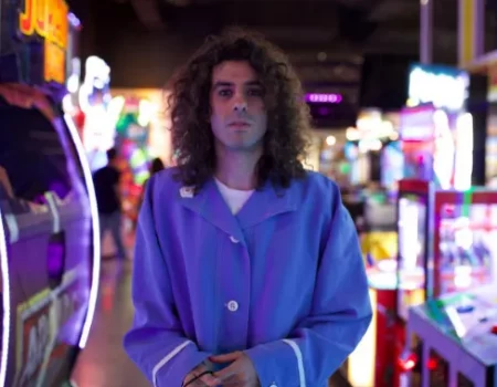 "Nube" primer single de M Oznari con Malpaís Records