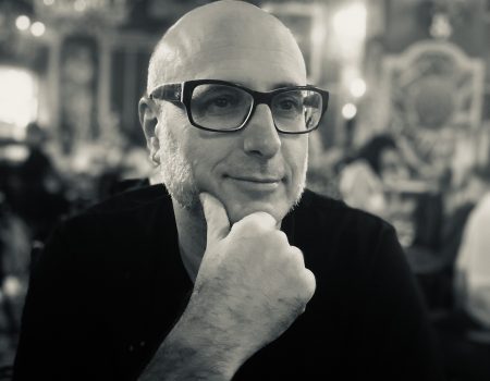 JAVIER RODRÍGUEZ, historietista y premio Eisner, considerado el equivalente a los Oscar en el mundo del cómic.