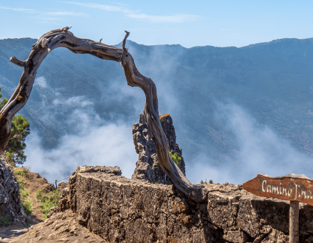«Senderos del tiempo», el nuevo pódcast que recorre los caminos históricos de Canarias