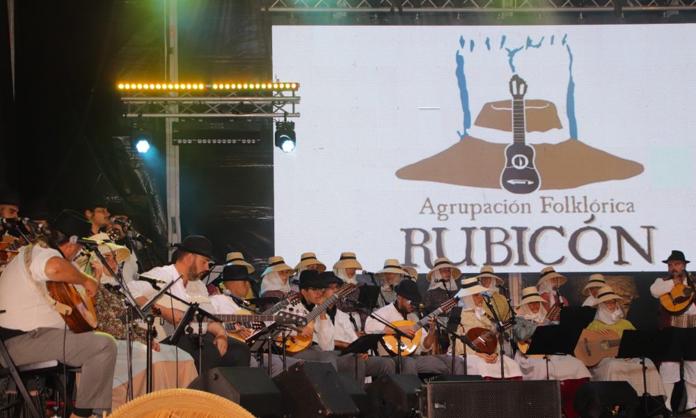 Yaiza celebra la tradición con Rubicón y Los Dóniz