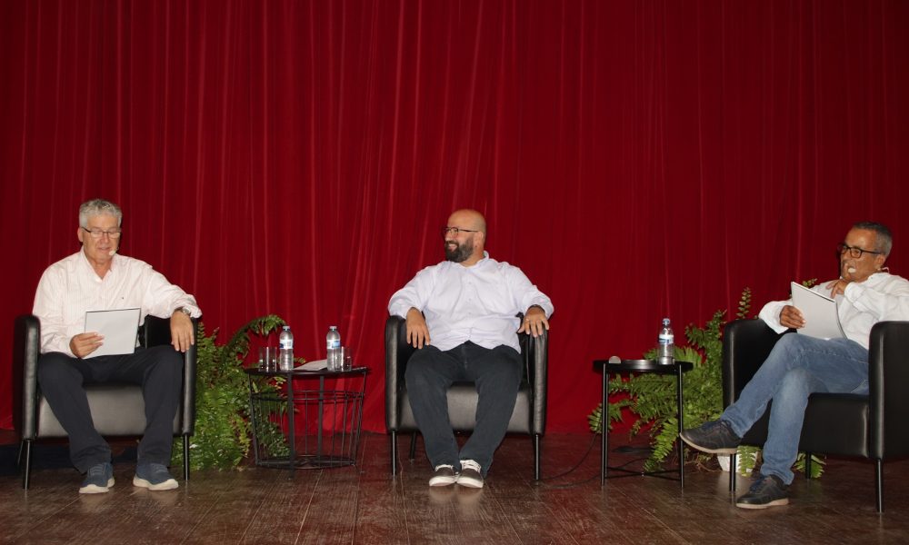 Poesía y humor en la brega literaria de Yaiza