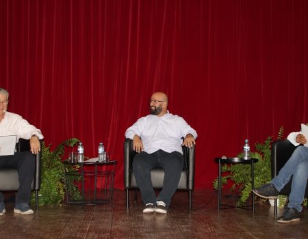 Poesía y humor en la brega literaria de Yaiza