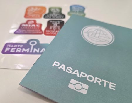 Un pasaporte para descubrir las joyas de César Manrique