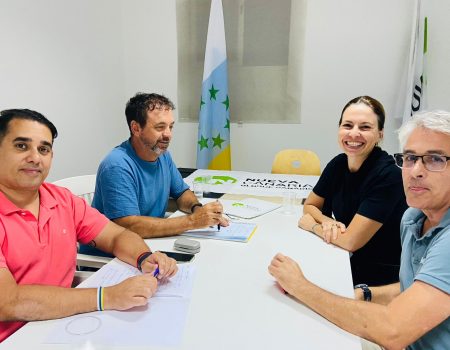 Vecinos de Masdache contra la instalación de una antena de telefonía y el apoyo de Yone Caraballo y Juan de León de Nueva Canarias